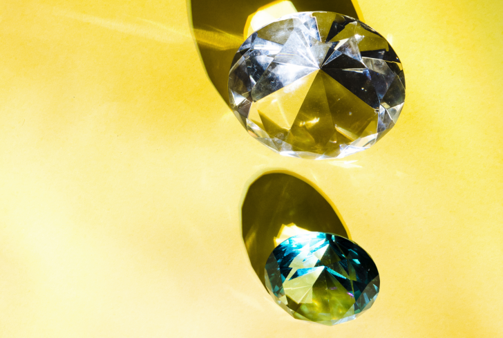 elevated-view-white-green-pink-diamond-yellow-background (1)